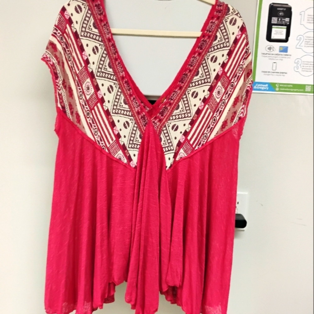 Free People Pink/White Flowy Boho Festival Embroidered Whimsy MediumTunic Hippie
